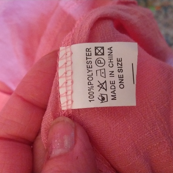 Pink button down top one size - Picture 14 of 17